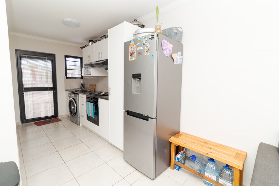 To Let 3 Bedroom Property for Rent in Sunset Glen Western Cape